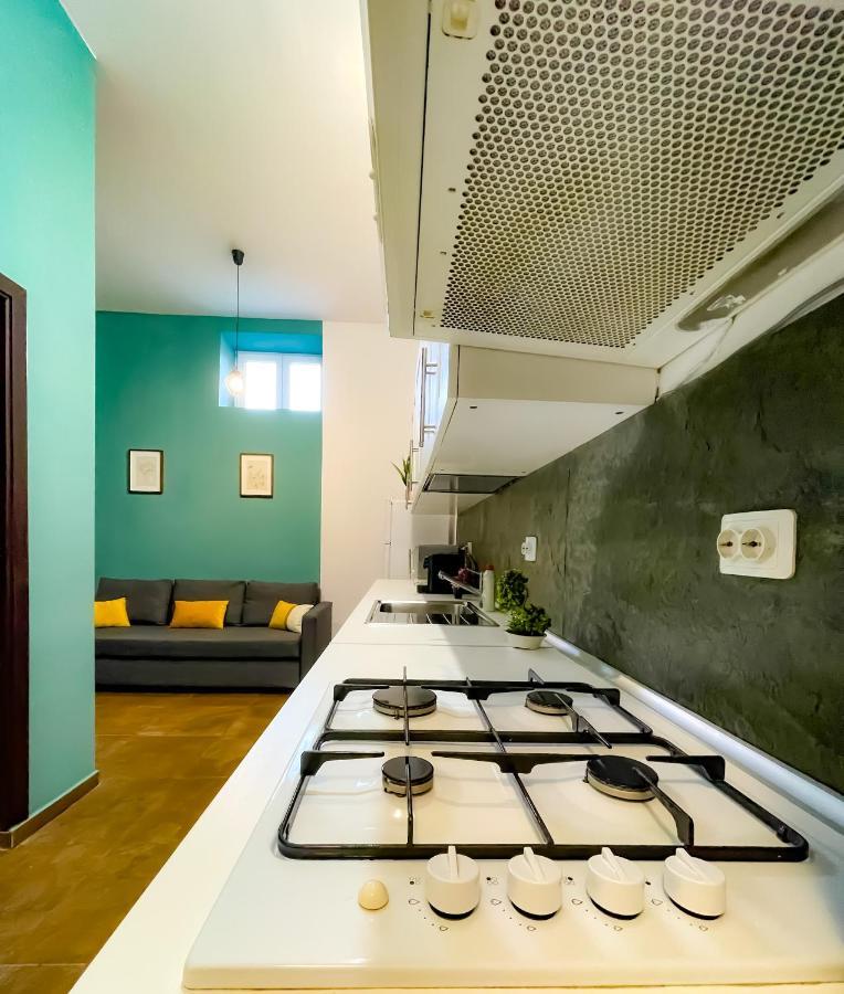 Ferienwohnung Cool Flat In The Heart Of Bucharest'S Fun And History Exterior foto